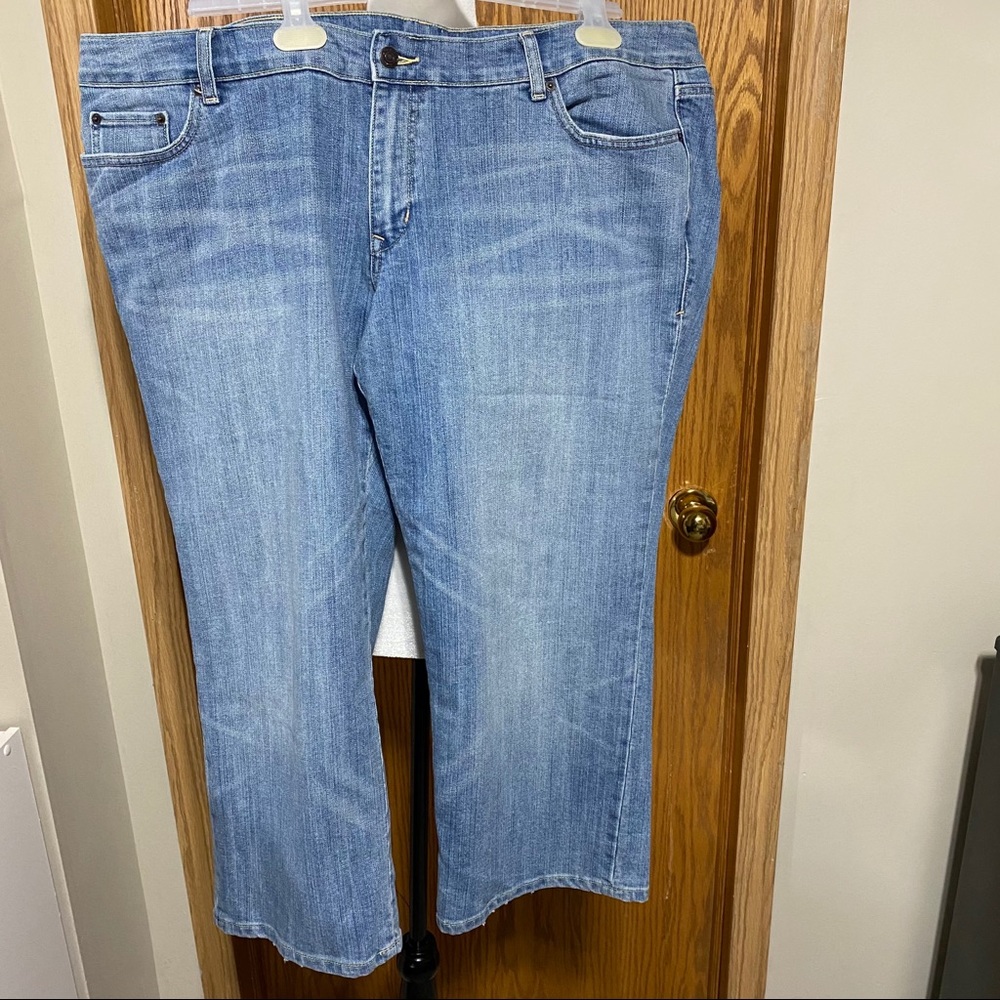 Plus size women’s jeans light blue